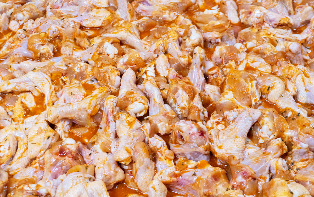 Частина крила плечова куряча (маринована)